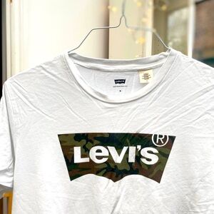 Levi’s camo tee 3X